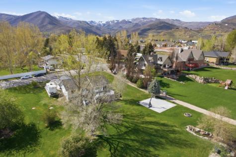 960 N 100 W Midway UT 84049