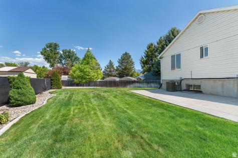 8328 S Plum Creek Circle W West Jordan UT 84088