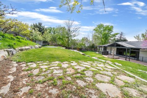 2234 E Willow Brook Way Sandy UT 84092