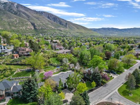 2234 E Willow Brook Way Sandy UT 84092