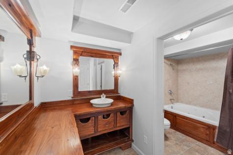 1870 E Oak Bend Drive S Draper UT 84020