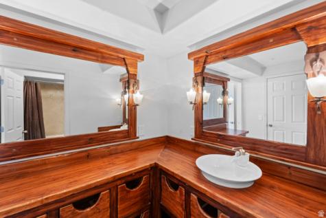 1870 E Oak Bend Drive S Draper UT 84020