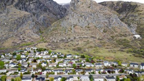 965 N 800 E Springville UT 84663