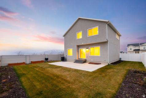 1532 E Lynx Lane Eagle Mountain UT 84005