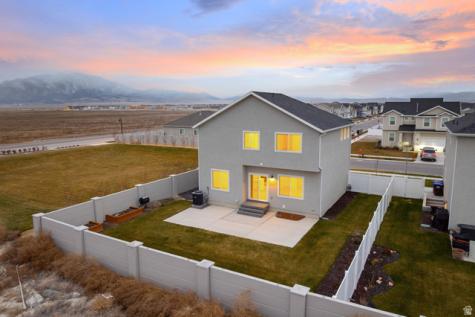 1532 E Lynx Lane Eagle Mountain UT 84005
