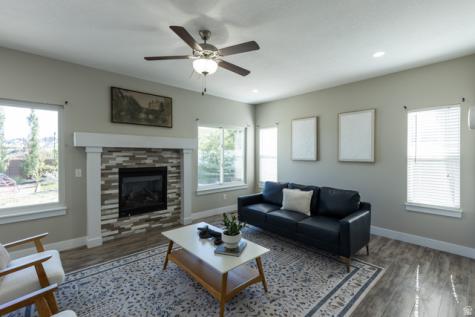 1683 W Packsaddle Circle Bluffdale UT 84065