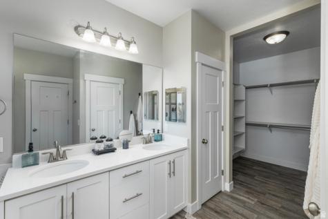 1683 W Packsaddle Circle Bluffdale UT 84065