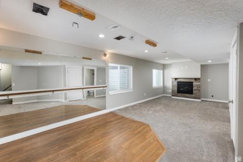 1683 W Packsaddle Circle Bluffdale UT 84065