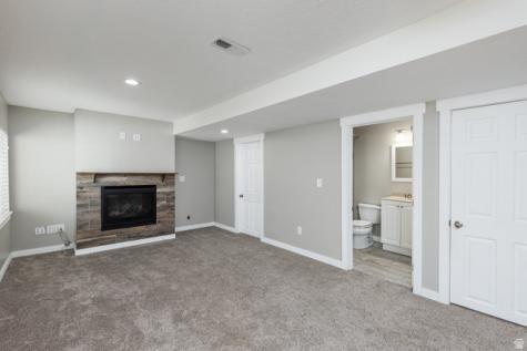 1683 W Packsaddle Circle Bluffdale UT 84065