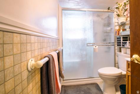 87 E Pioneer Avenue Sandy UT 84070