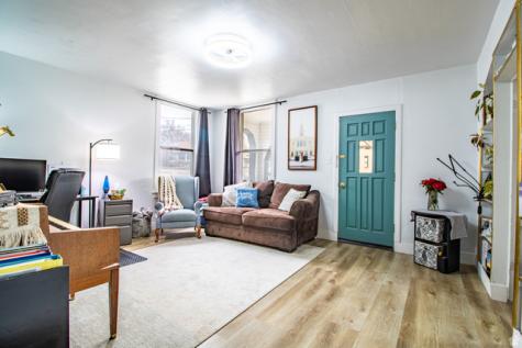 87 E Pioneer Avenue Sandy UT 84070