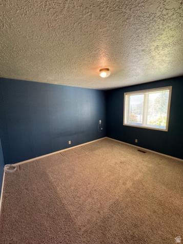 1959 N 150 E Centerville UT 84014