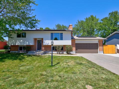 807 E Dusty Rock Circle Sandy UT 84094