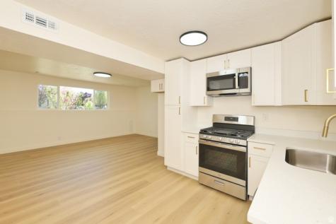 807 E Dusty Rock Circle Sandy UT 84094