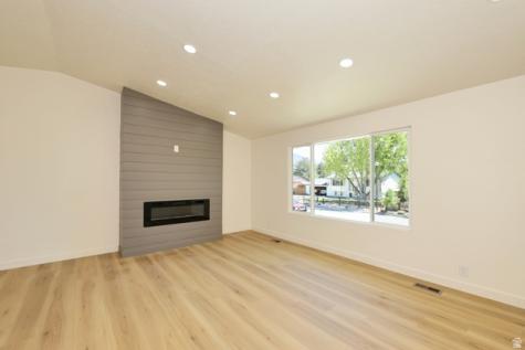 807 E Dusty Rock Circle Sandy UT 84094