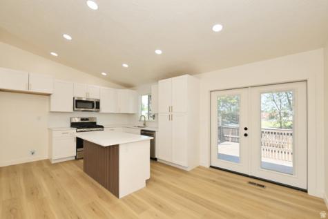 807 E Dusty Rock Circle Sandy UT 84094
