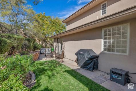 2240 E Cobalt Drive St. George UT 84790