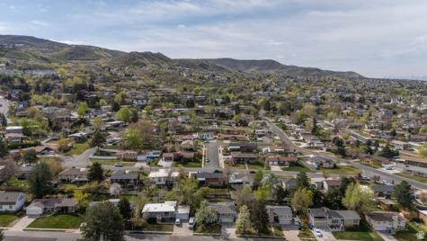 11 E Bonneville Drive Bountiful UT 84010