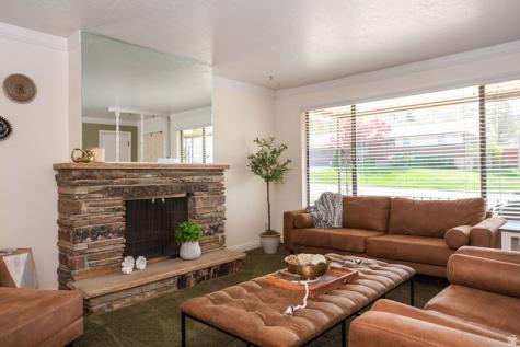 11 E Bonneville Drive Bountiful UT 84010