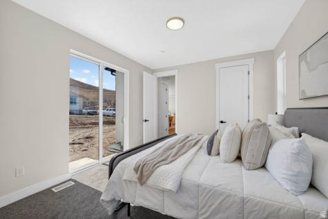 594 E Skyline Tooele UT 84074