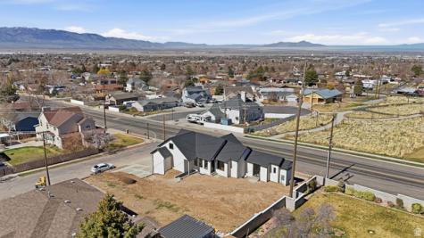 594 E Skyline Tooele UT 84074