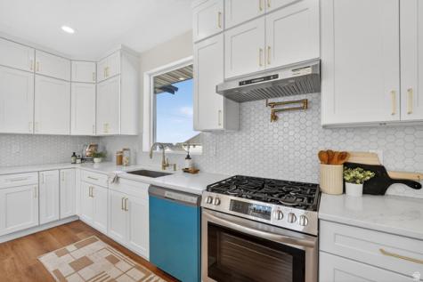594 E Skyline Tooele UT 84074