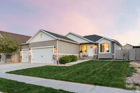 1830 E Cedar Trails Way S Eagle Mountain UT 84005
