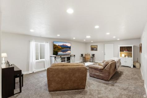 1830 E Cedar Trails Way S Eagle Mountain UT 84005