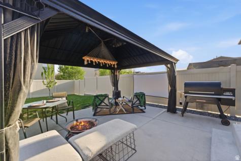 1830 E Cedar Trails Way S Eagle Mountain UT 84005