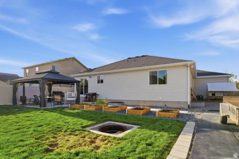1830 E Cedar Trails Way S Eagle Mountain UT 84005