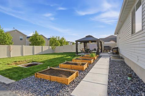 1830 E Cedar Trails Way S Eagle Mountain UT 84005