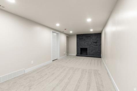 6909 S 90 E Midvale UT 84047