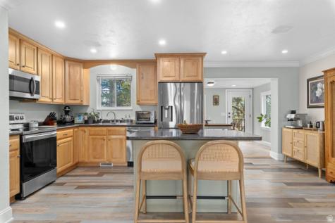 1758 E Abbedale Lane E Sandy UT 84092