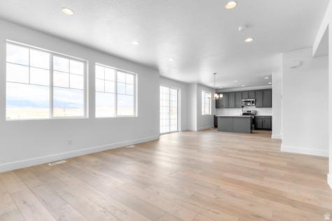 6719 N Desert Creek Eagle Mountain UT 84005
