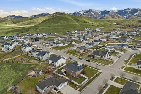 555 N 750 E Hyde Park UT 84318