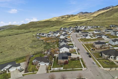 555 N 750 E Hyde Park UT 84318