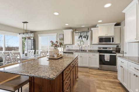 555 N 750 E Hyde Park UT 84318