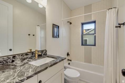 1121 E 2600 N North Ogden UT 84414