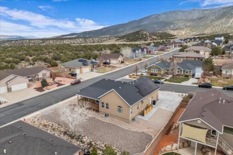 2367 N 900 E Cedar City UT 84721