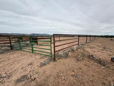 10294 N Zero E Roosevelt UT 84066