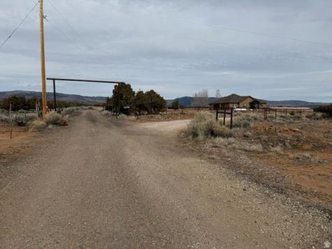10294 N Zero E Roosevelt UT 84066