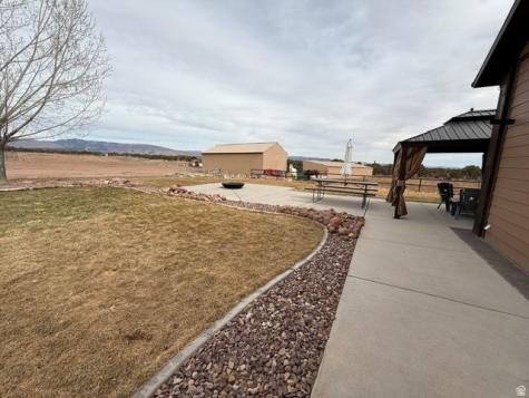 10294 N Zero E Roosevelt UT 84066