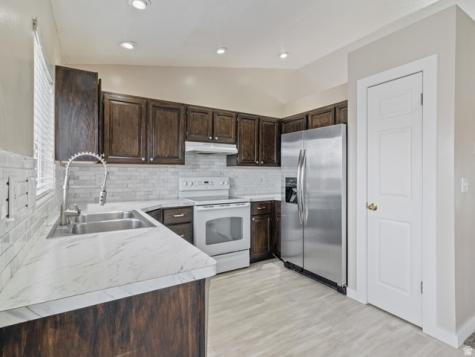 4062 W 5950 S Roy UT 84067