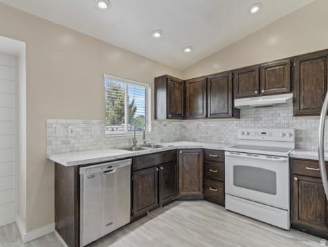 4062 W 5950 S Roy UT 84067