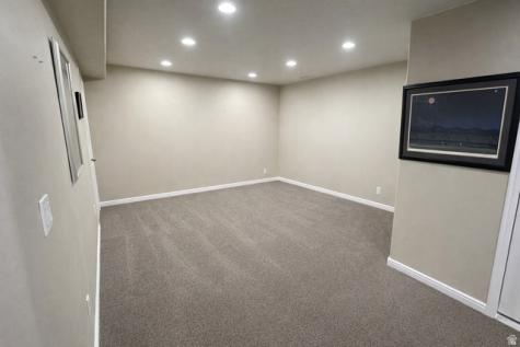 718 E 2250 N Cedar City UT 84721