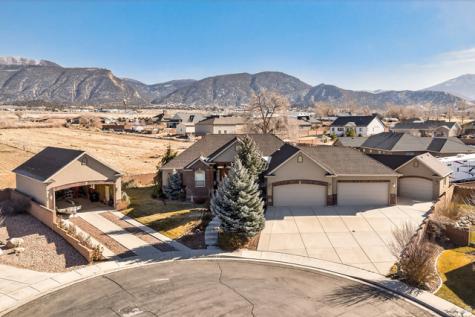 63 W 2875 Circle N Cedar City UT 84721