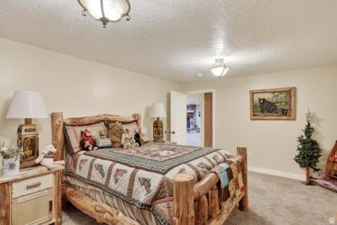 63 W 2875 Circle N Cedar City UT 84721