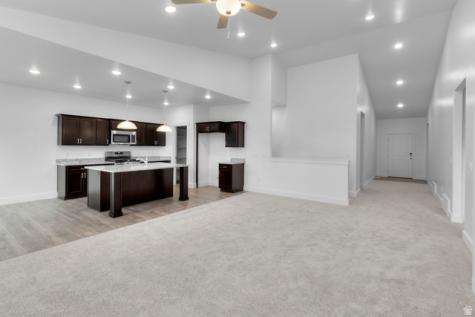 626 S 125 E Hyde Park UT 84318