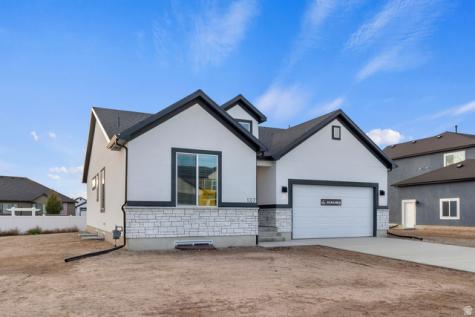 626 S 125 E Hyde Park UT 84318
