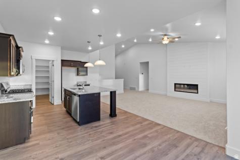626 S 125 E Hyde Park UT 84318